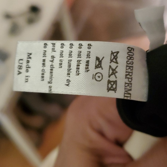 Carolina Herrera dress - Picture 9 of 11